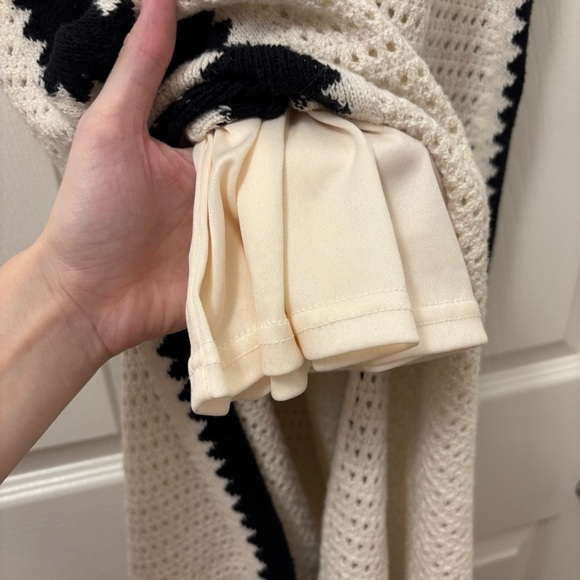 Universal Thread Ivory and Black Knit Maxi Dress - Picture 5 of 5